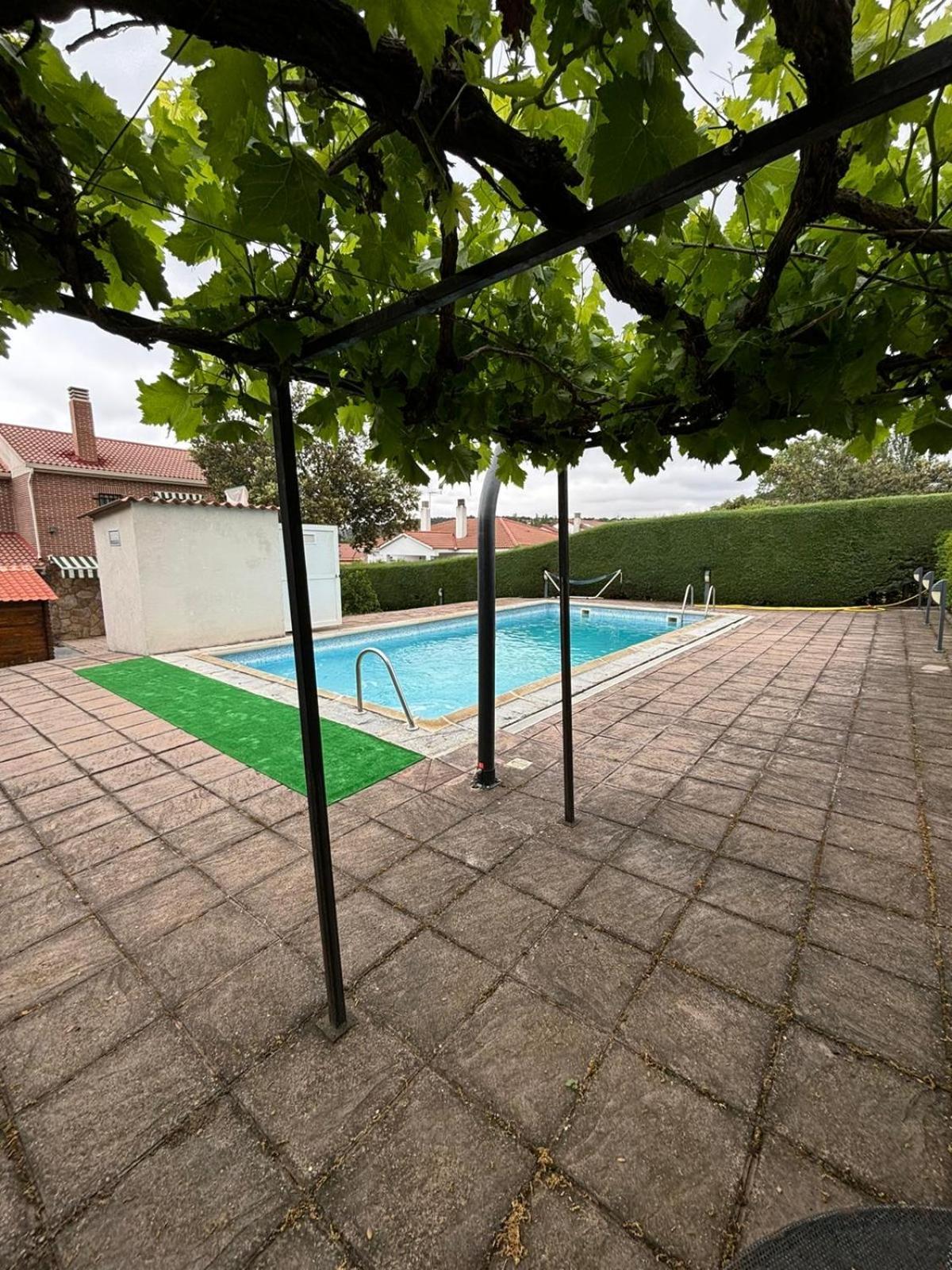 Las Mil Y Una Rosas Ávila Exteriér fotografie